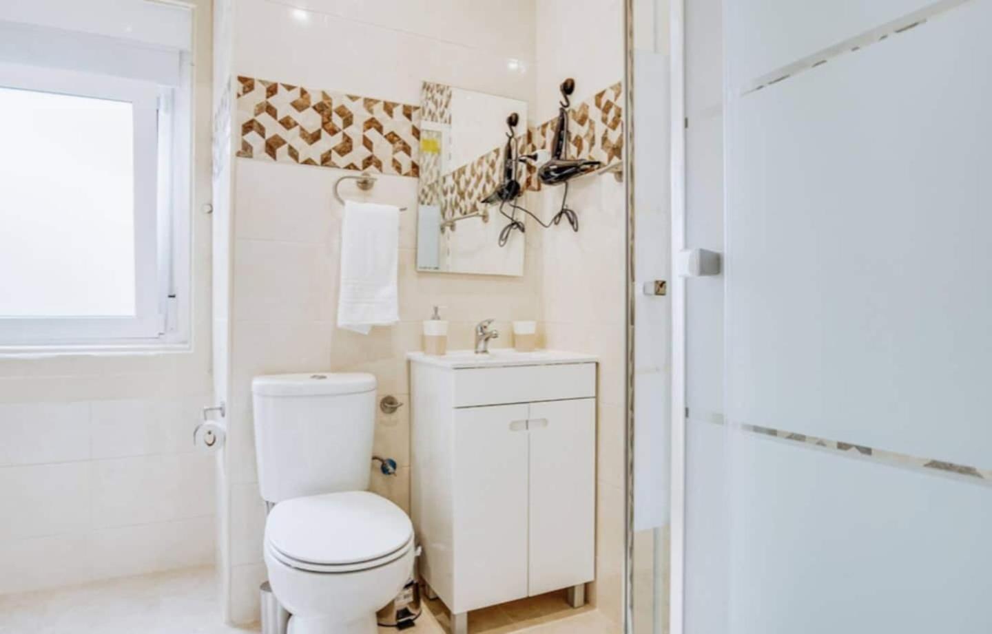 3 Bedroom Apartment In Baixa With River View Lisboa Eksteriør billede