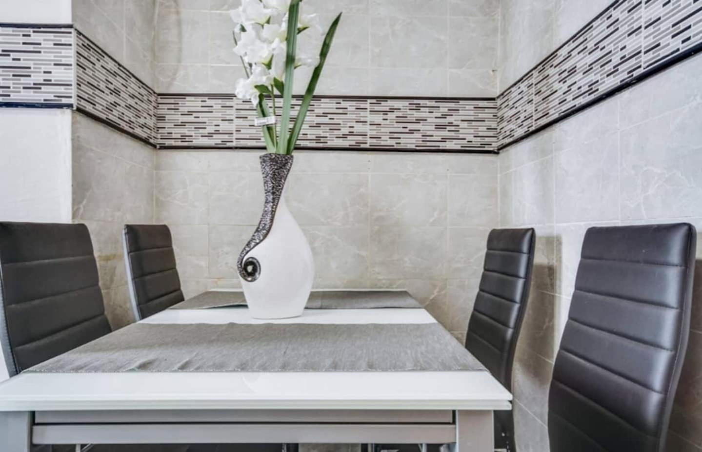 3 Bedroom Apartment In Baixa With River View Lisboa Eksteriør billede