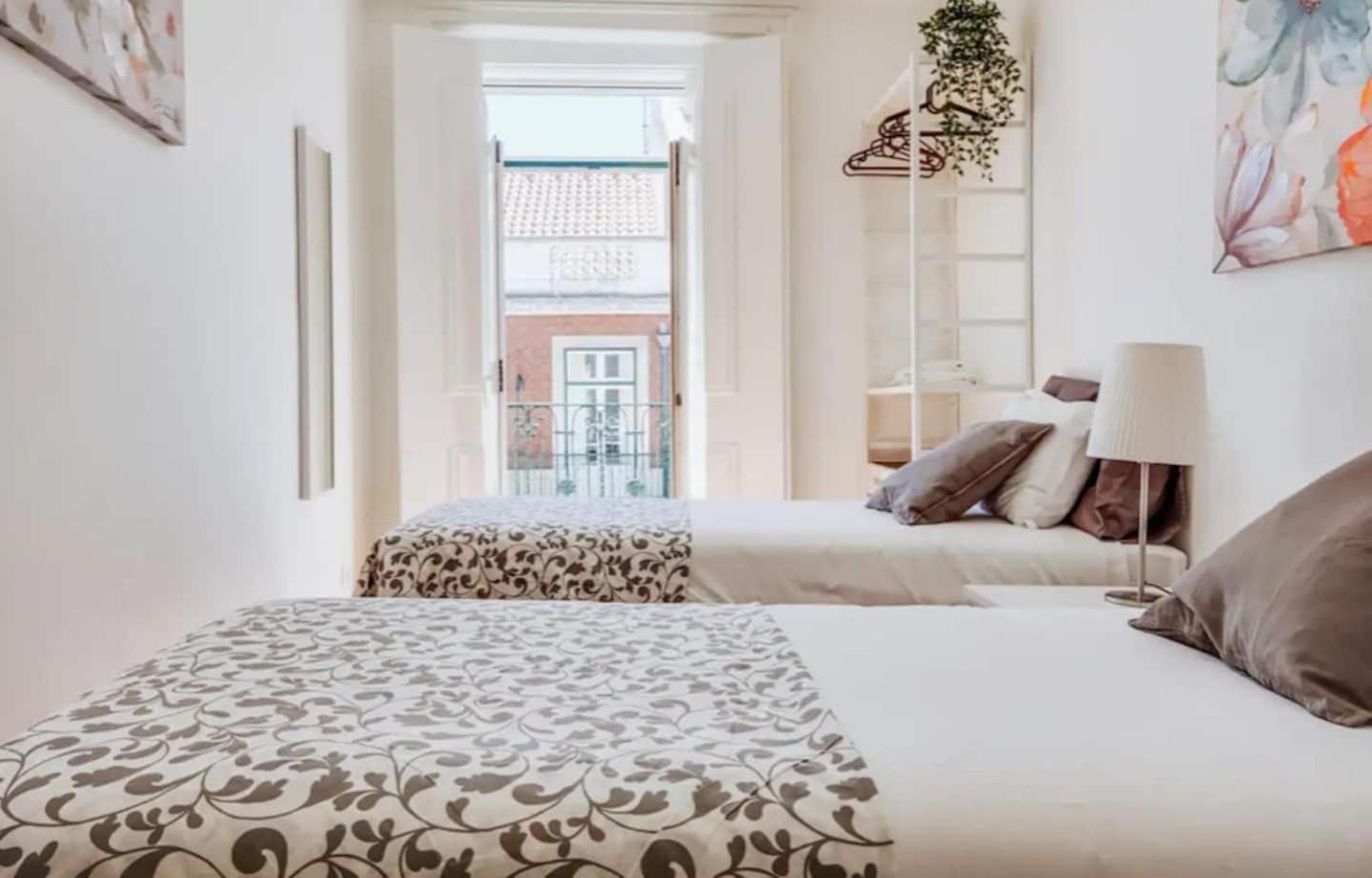 3 Bedroom Apartment In Baixa With River View Lisboa Eksteriør billede